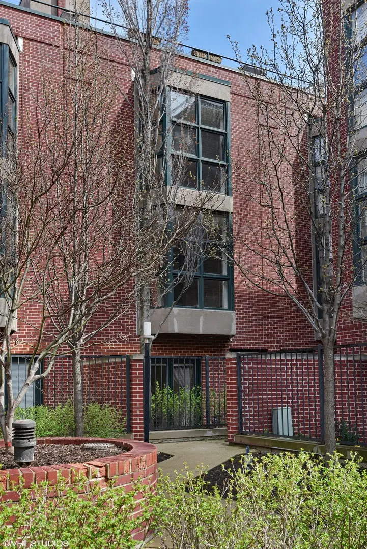 1701 N Halsted Street #E2, Chicago, IL 60614 - #2