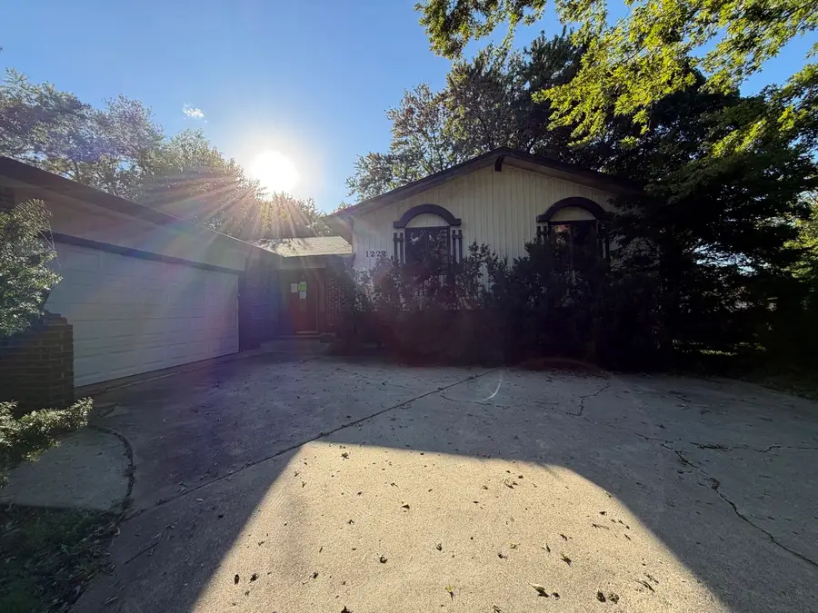 1222 Laurel Lane, Schaumburg, IL 60193 - #2