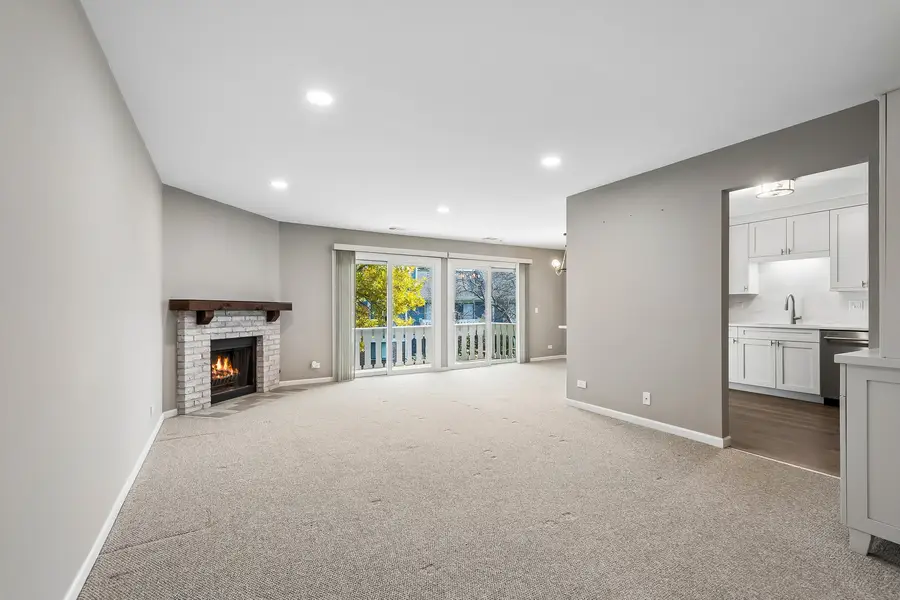 549 Williamsburg Court #B2, Wheeling, IL 60090 - #2