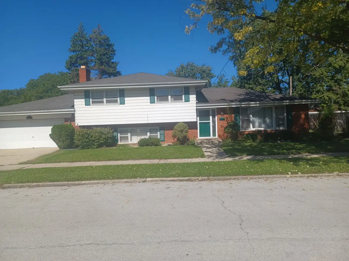 742 E 168th Place, South Holland, IL 60473 - #1