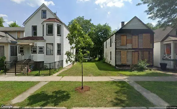 8023 S Manistee Avenue, Chicago, IL 60617