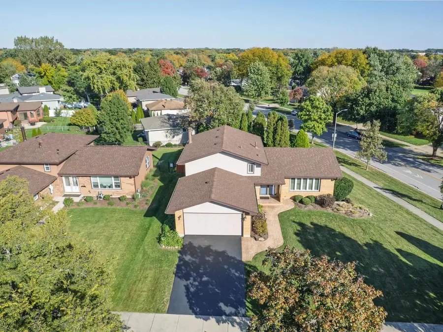 7049 Camden Road, Downers Grove, IL 60516 - #3