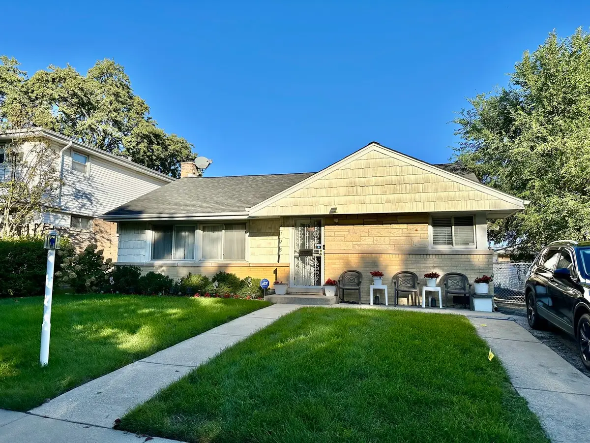 8729 N Oriole Avenue, Niles, IL 60714 - #1