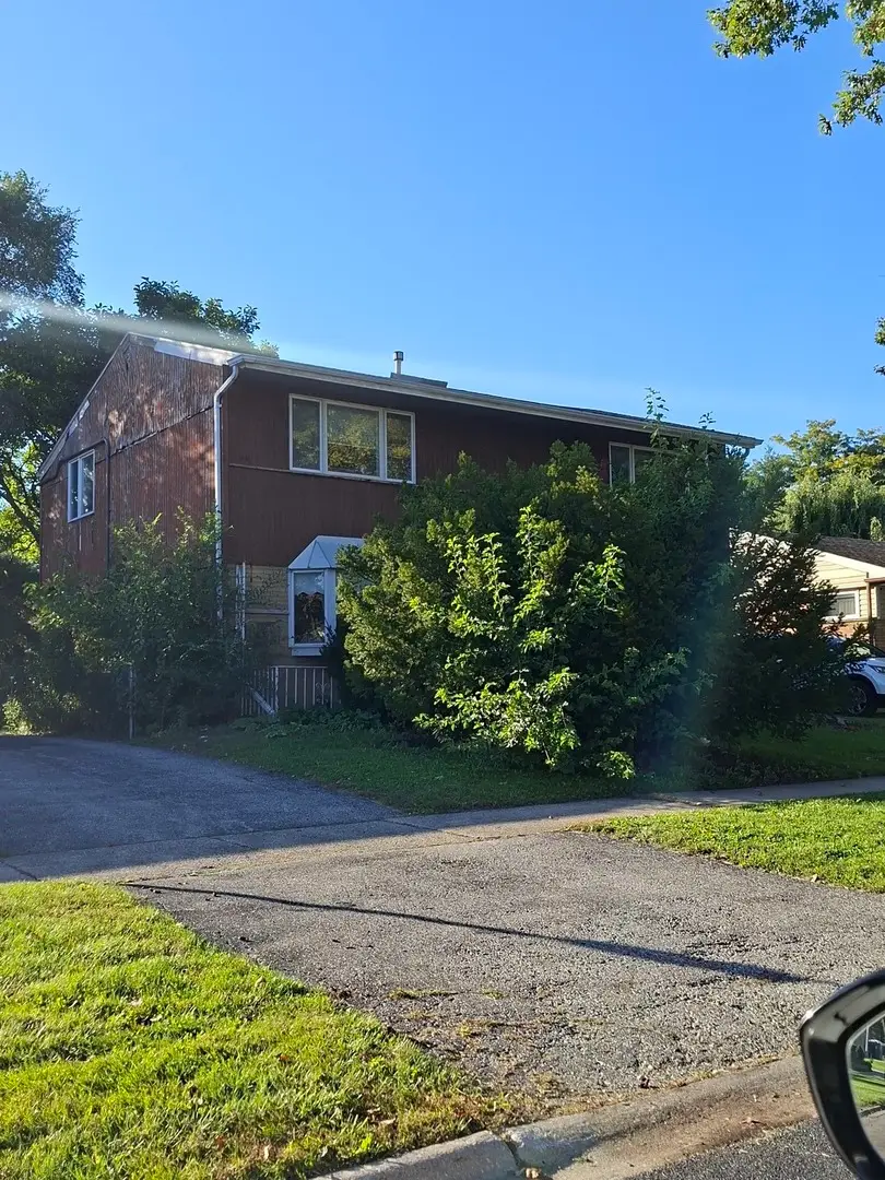 8332 N Odell Avenue, Niles, IL 60714 - #1