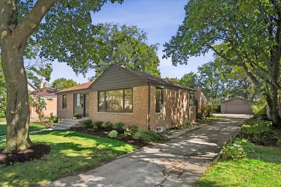 337 Eaton Street, Northfield, IL 60093 - #3