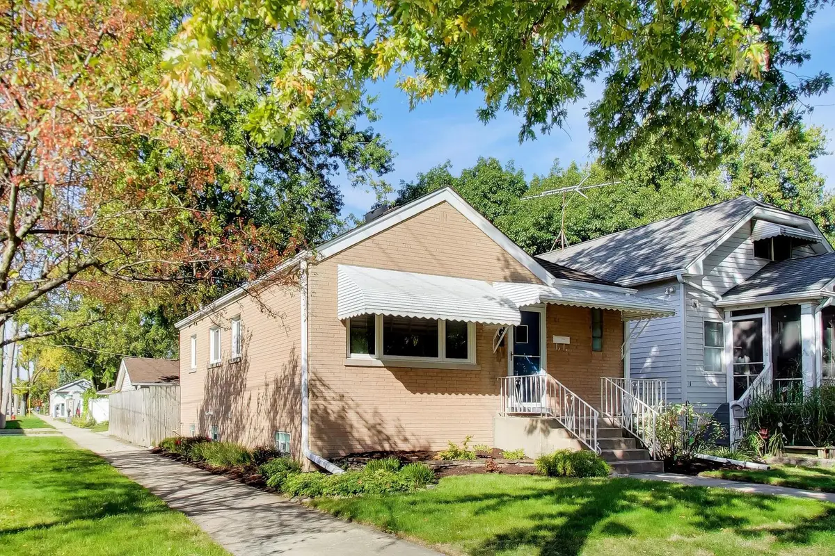 3848 Raymond Avenue, Brookfield, IL 60513 - #1