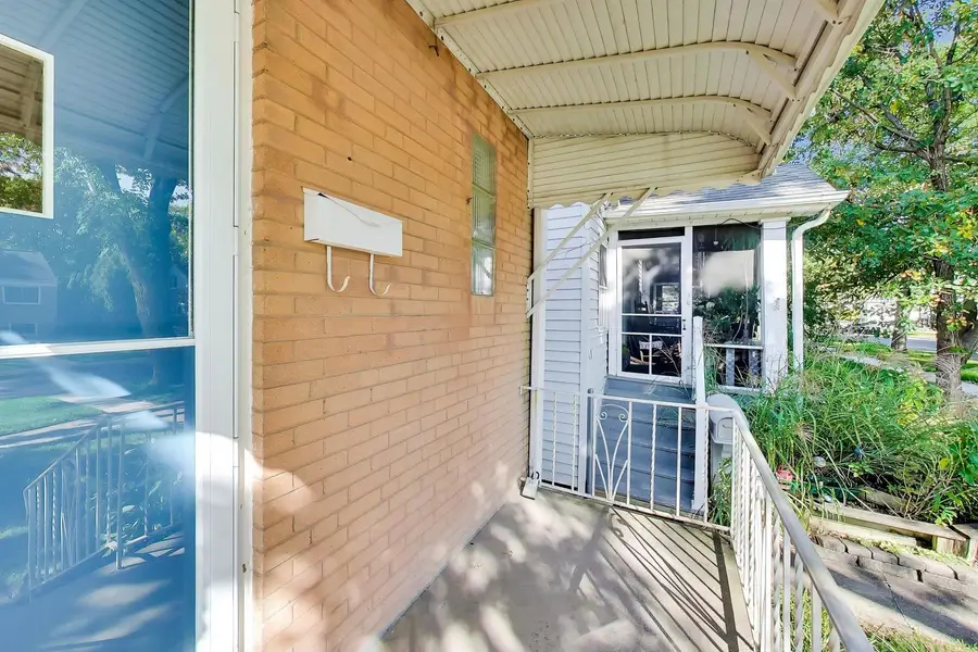 3848 Raymond Avenue, Brookfield, IL 60513 - #3