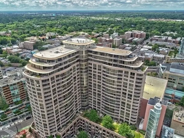 807 Davis Street #1211, Evanston, IL 60201