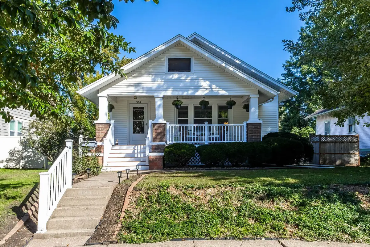 334 W Garfield Street, Davenport, IA 52803 - #1