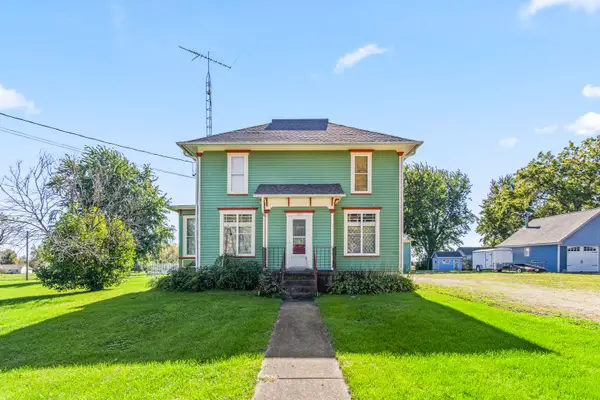 611 Chicago Road, Paw Paw, IL 61353