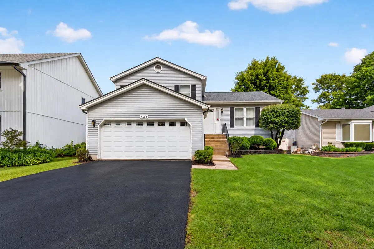 585 Beaconsfield Avenue, Naperville, IL 60565 - #1