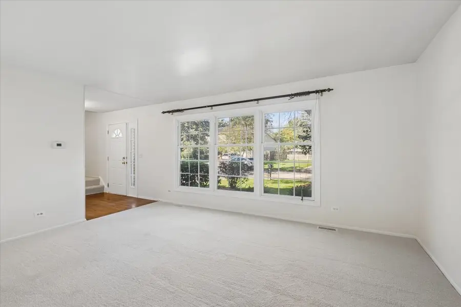 5 Malvern Lane, Vernon Hills, IL 60061 - #3