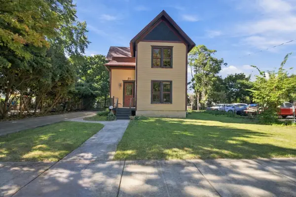 21 S May Street, Aurora, IL 60506