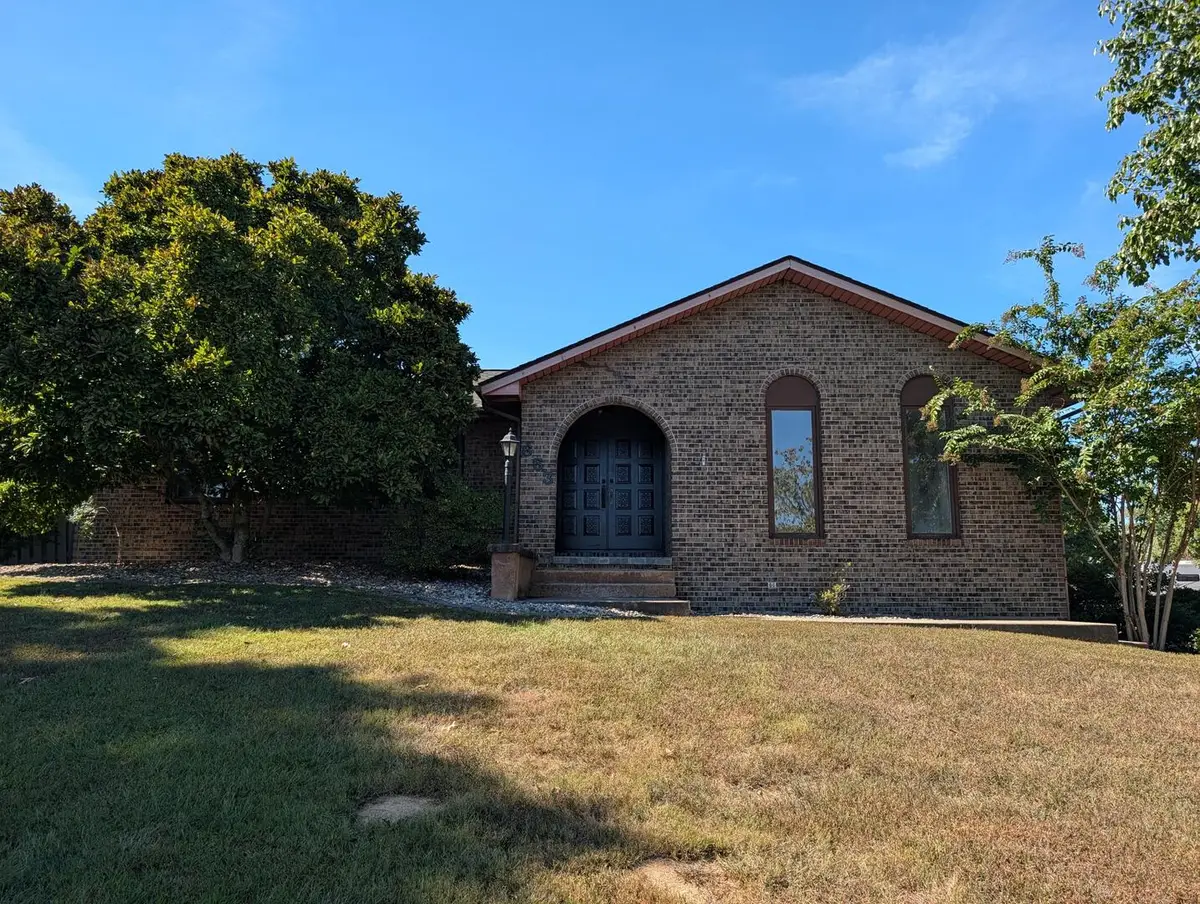 653 N Indian Hill Drive, Herrin, IL 62948 - #1