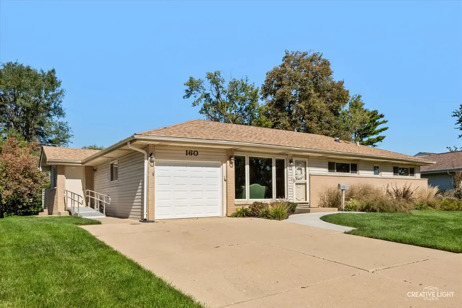 160 Forest Park Lane, Hoffman Estates, IL 60169 - #2