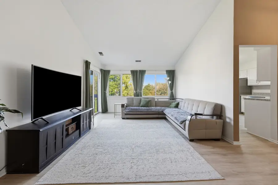 988 Harvest Circle #988, Buffalo Grove, IL 60089 - #3