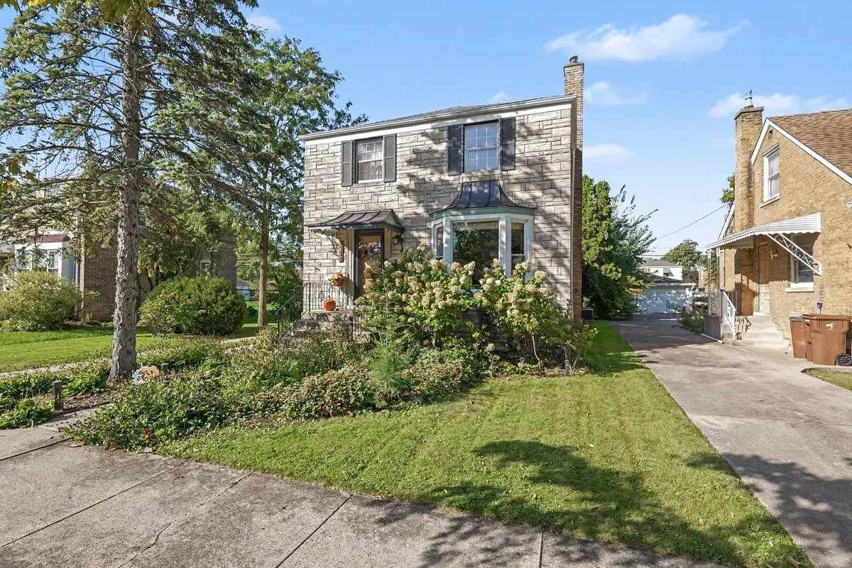 2342 S 3rd Avenue, North Riverside, IL 60546 - #1