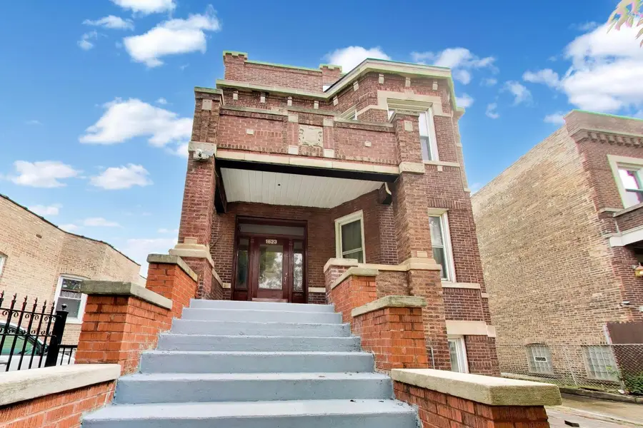 1623 N Tripp Avenue, Chicago, IL 60639 - #3