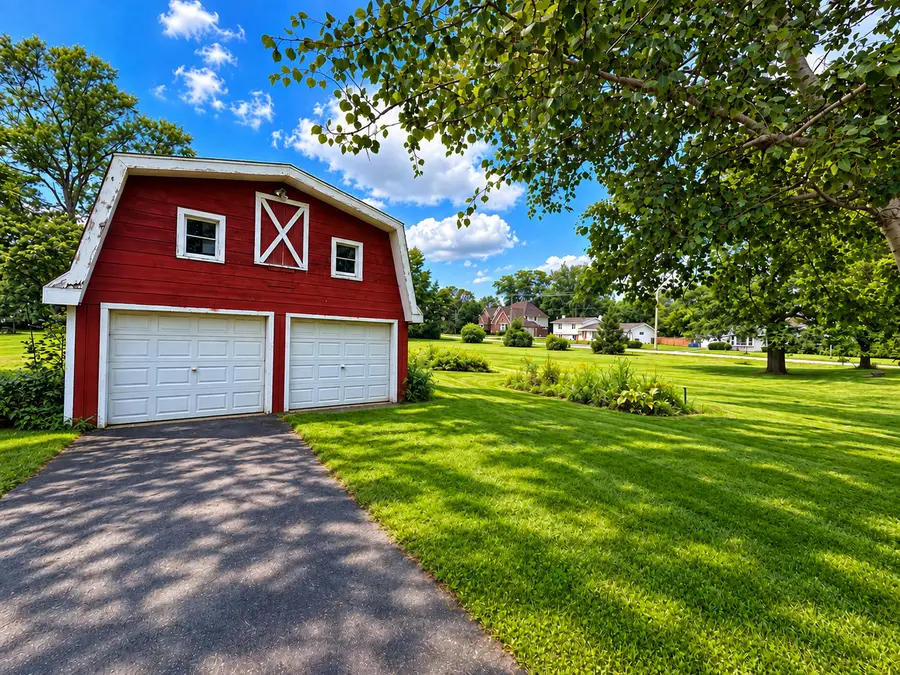 4708 Roslyn Road, Downers Grove, IL 60515 - #2