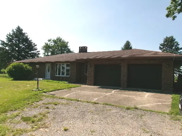 1074 N 2nd Road, Dana, IL 61321 - #1