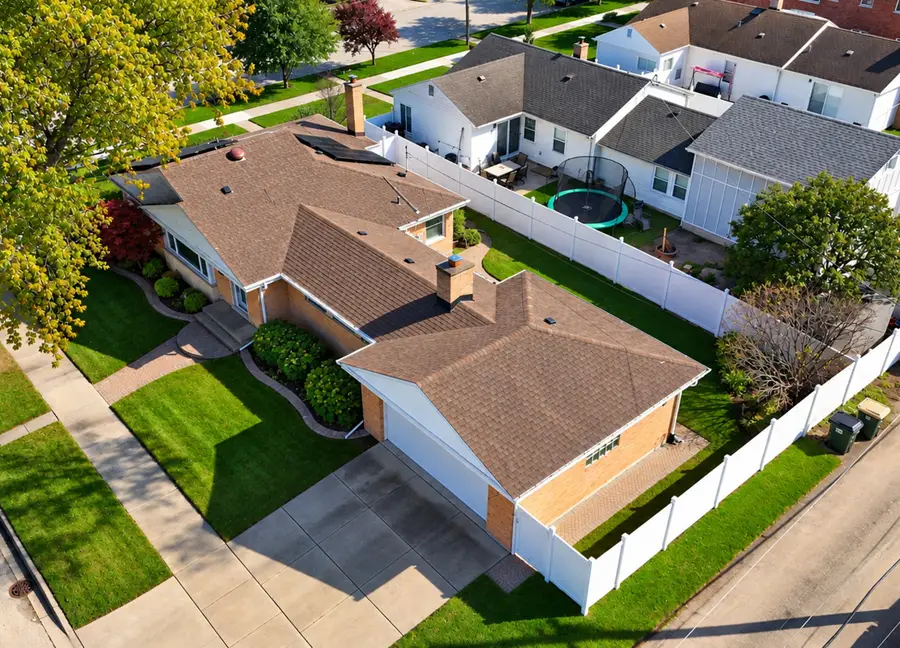 9044 Linder Avenue, Morton Grove, IL 60053 - #2