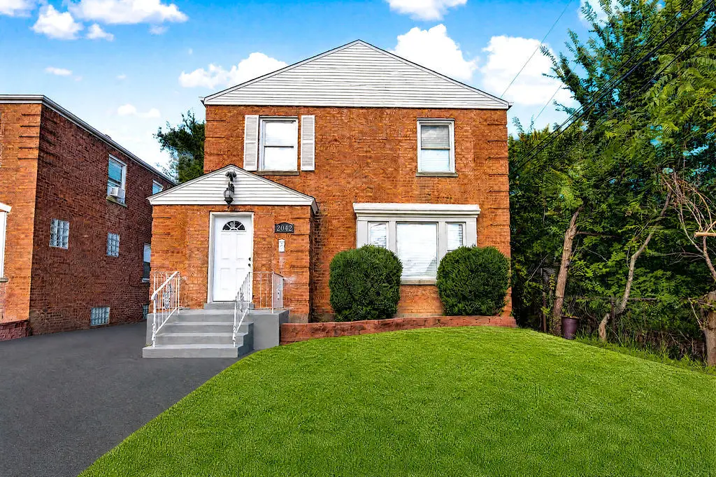2042 W 76th Street, Chicago, IL 60620 - #1