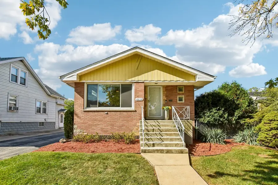 4610 Dubois Boulevard, Brookfield, IL 60513 - #2