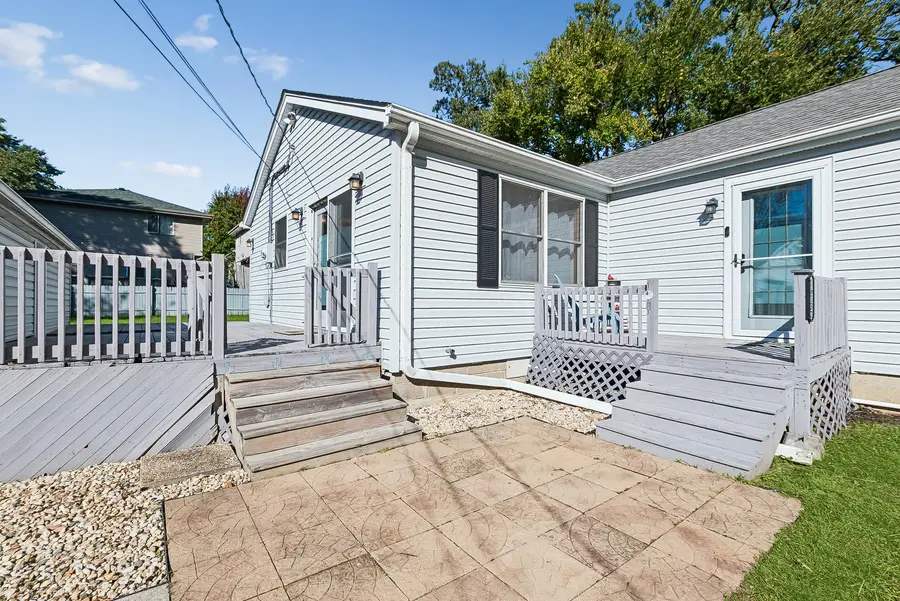 16132 Latrobe Avenue, Oak Forest, IL 60452 - #2