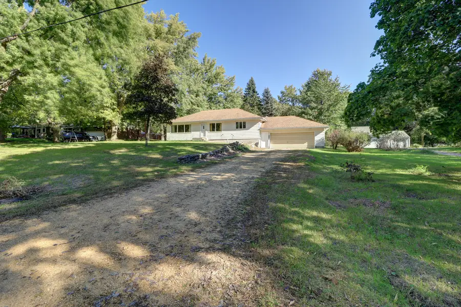 4020 W Wisconsin Street, Dixon, IL 61021 - #2