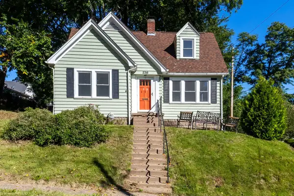 2316 East Street, Davenport, IA 52803