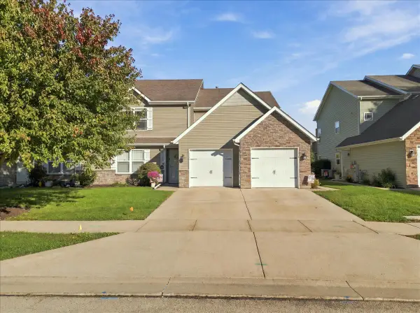 1711 W River Street, Dixon, IL 61021
