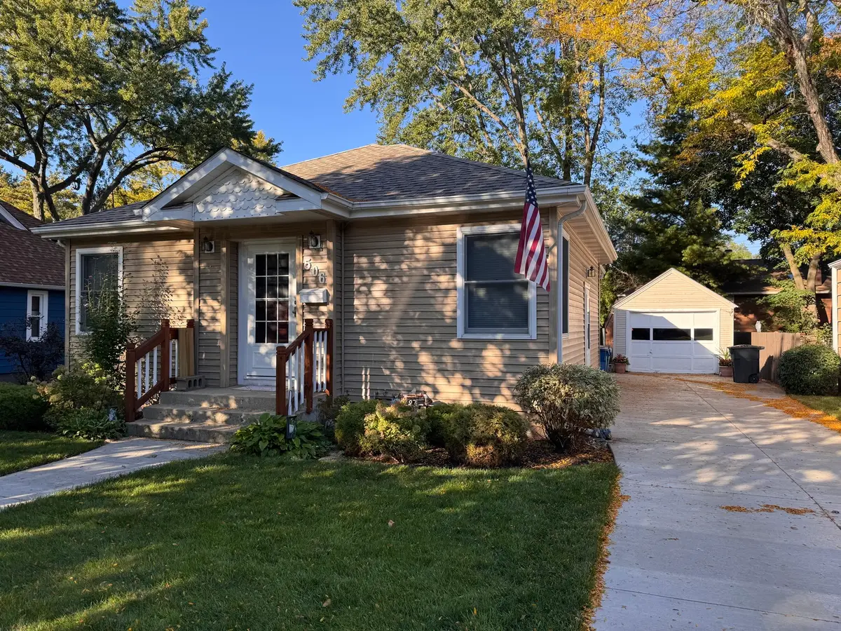 506 S 3rd Street, West Dundee, IL 60118 - #1