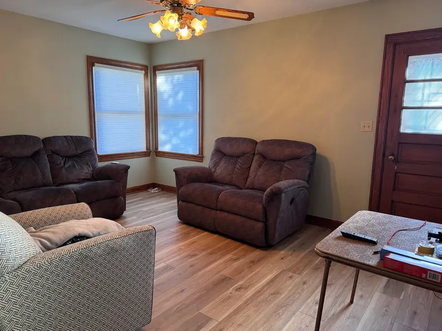 506 S 3rd Street, West Dundee, IL 60118 - #2