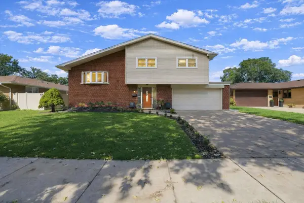 574 W Millers Road, Des Plaines, IL 60016