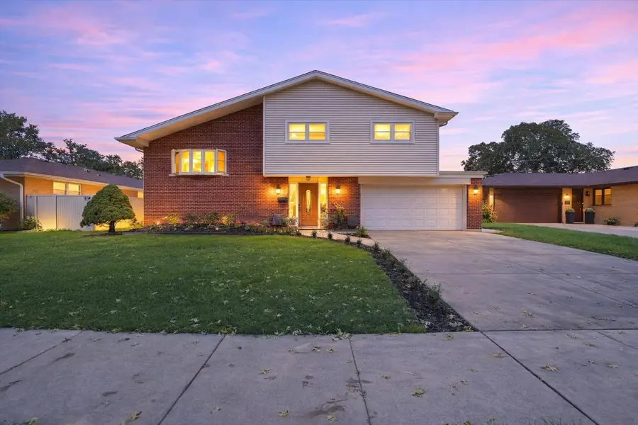 574 W Millers Road, Des Plaines, IL 60016 - #2