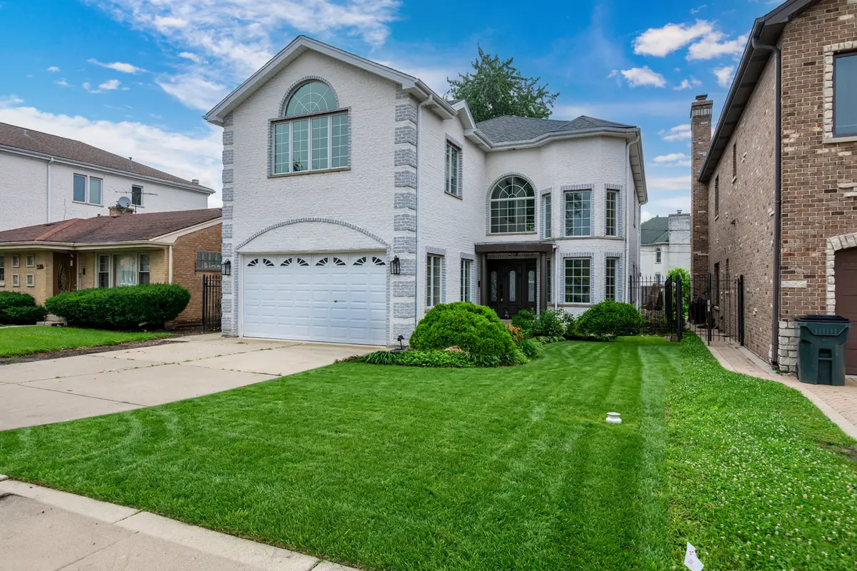 6723 N Harding Avenue, Lincolnwood, IL 60712 - #1