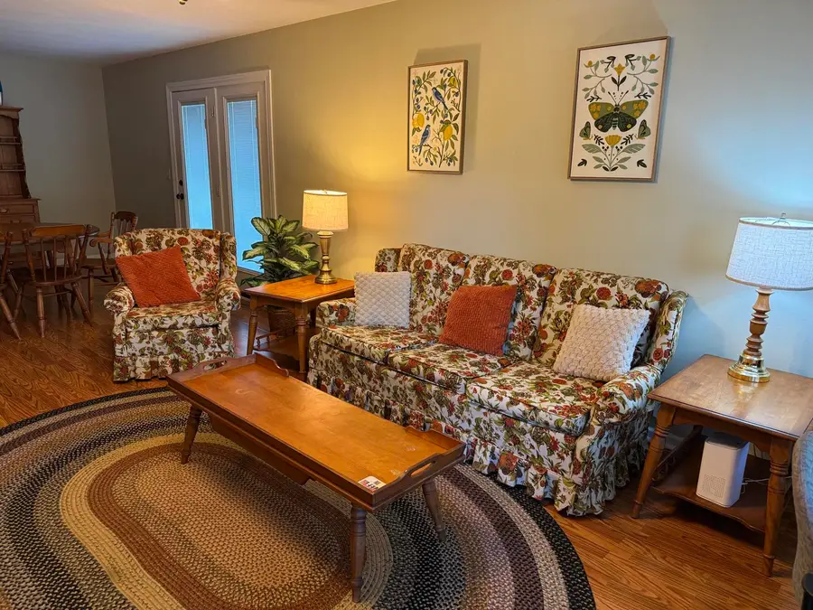 101 N East Street, Mahomet, IL 61853 - #3