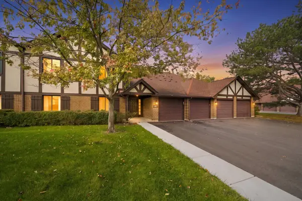 1074 Cornell Avenue #1A, Wheeling, IL 60090