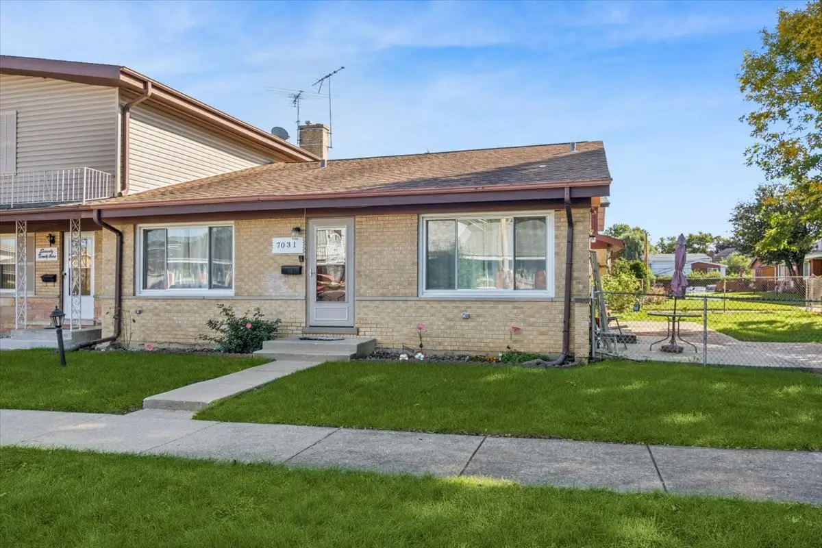 7031 W Crain Street, Niles, IL 60714 - #1