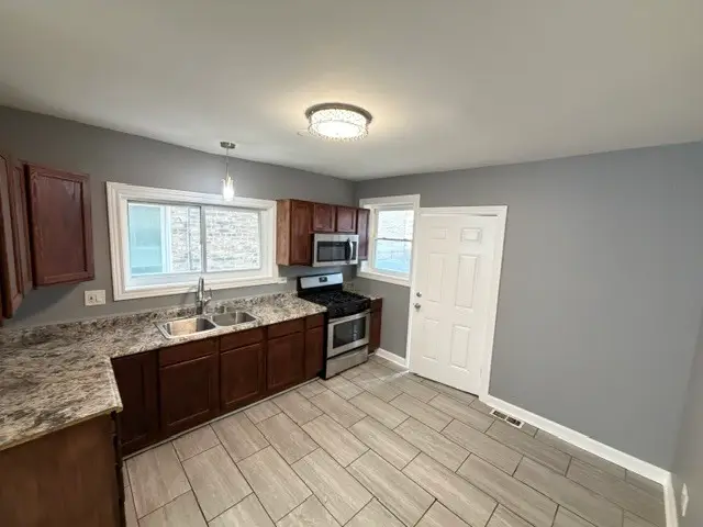 8048 S Vernon Avenue, Chicago, IL 60619 - #3