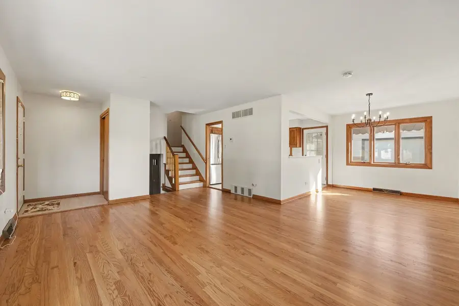 117 N Mayfair Place, Chicago Heights, IL 60411 - #3