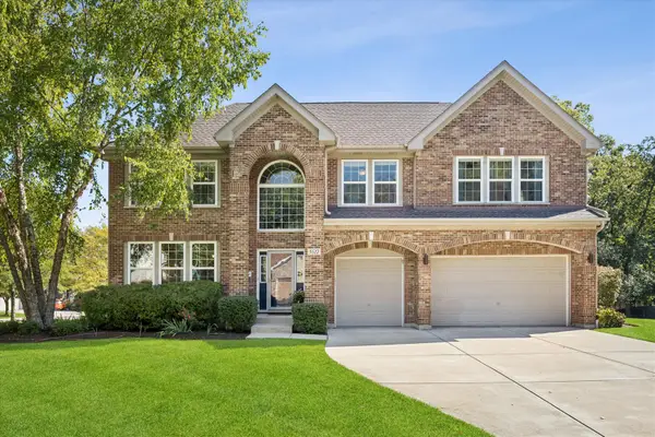 5617 Red Oak Drive, Hoffman Estates, IL 60192