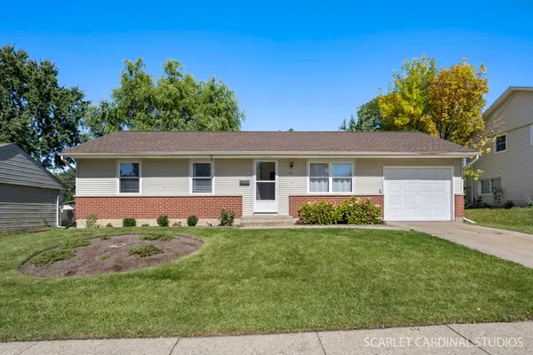 712 Larsen Avenue, Streamwood, IL 60107