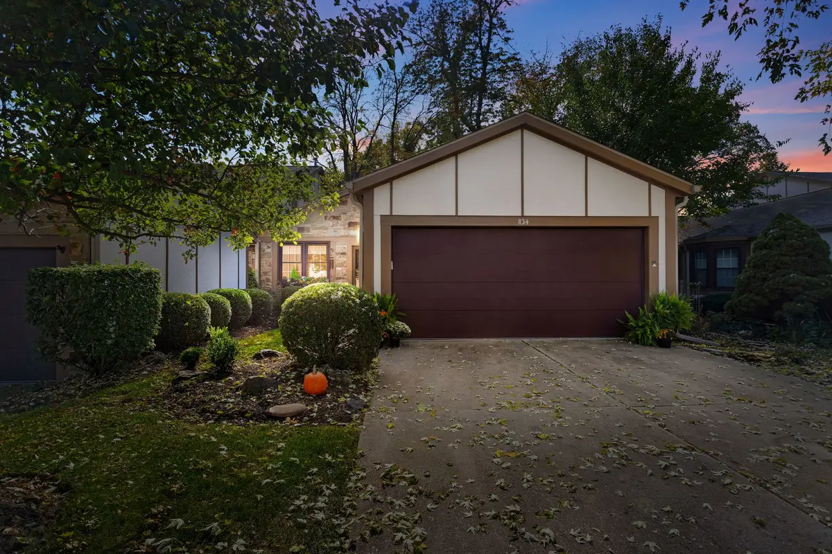 1134 Oakview Drive, Wheaton, IL 60187 - #1