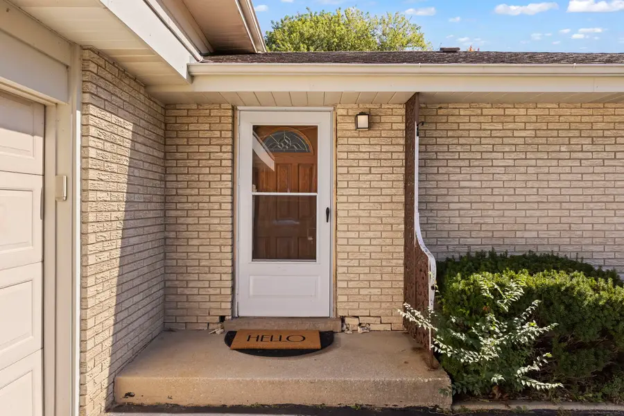 6908 W Edgewood Road, Palos Heights, IL 60463 - #2