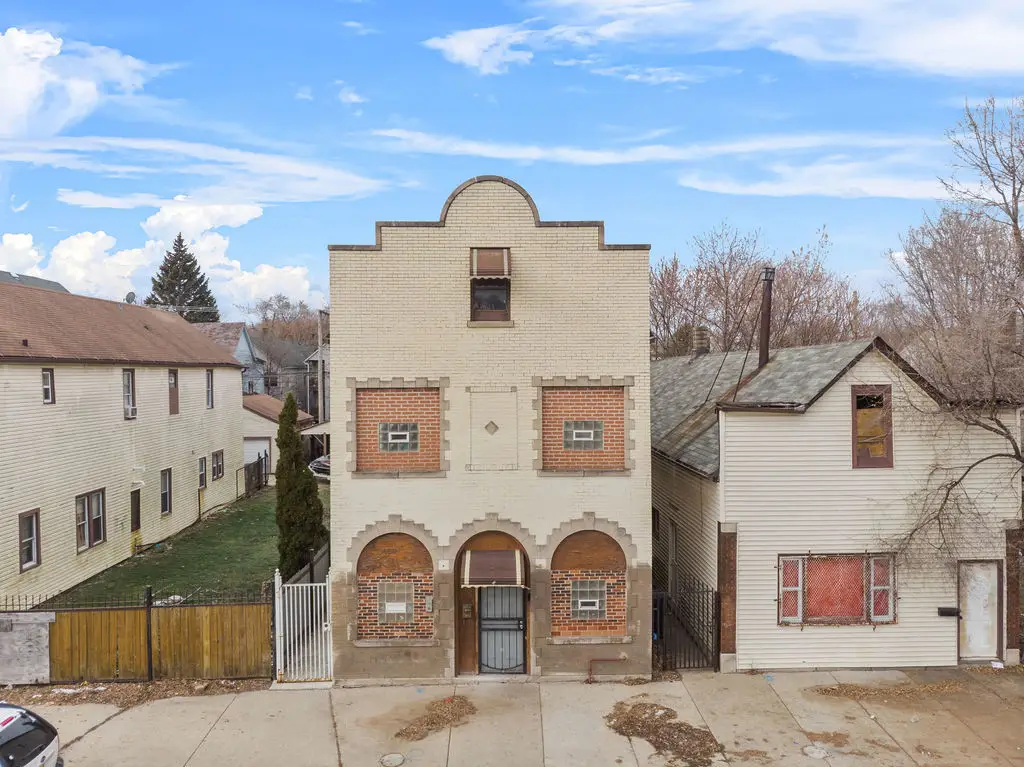 8420 S Burley Avenue, Chicago, IL 60617 - #1