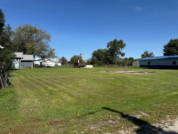 16315 2nd Avenue, East Moline, IL 61244