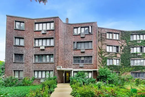 1138 W Lunt Avenue #2B, Chicago, IL 60626