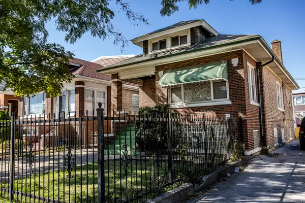 1540 N Mason Avenue, Chicago, IL 60651