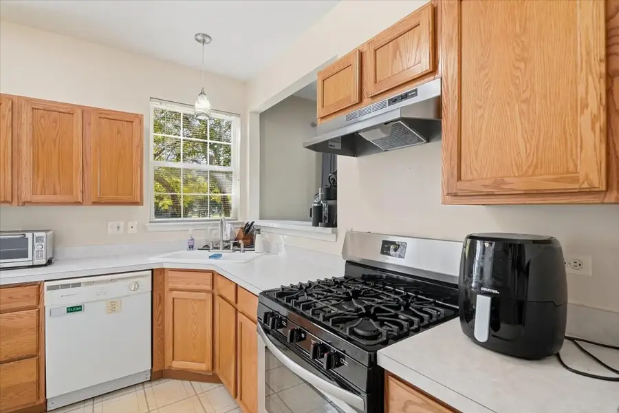 1404 Remington Court, Grayslake, IL 60030 - #3